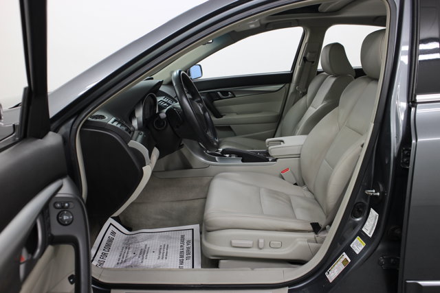 Vehicle image 13 of 37
