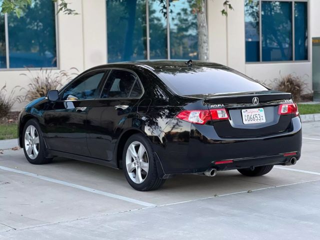 Vehicle image 7 of 31