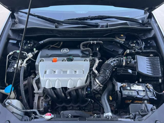 Vehicle image 27 of 31
