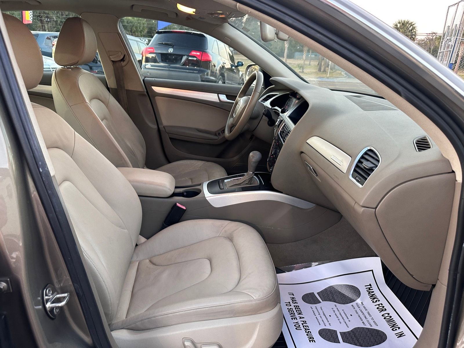 2010 Audi A4 2.0T Premium Plus Image 18 of 21