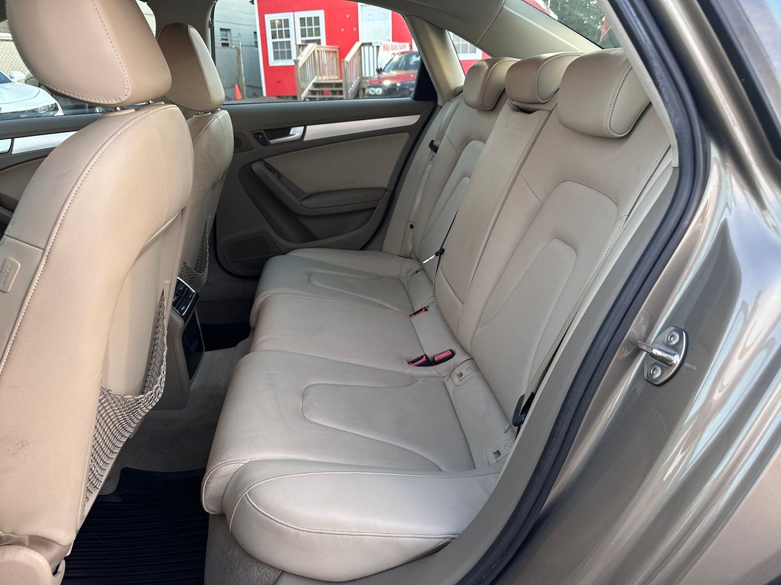 2010 Audi A4 2.0T Premium Plus Image 15 of 21