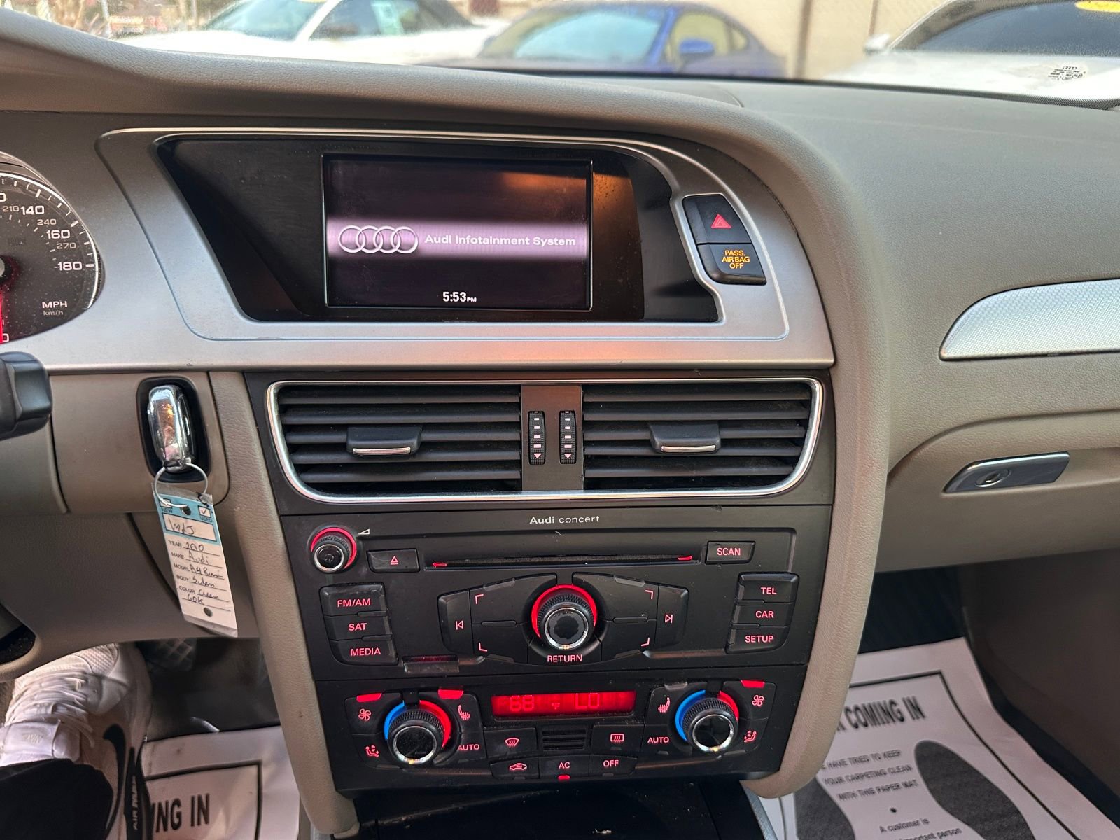 2010 Audi A4 2.0T Premium Plus Image 12 of 21