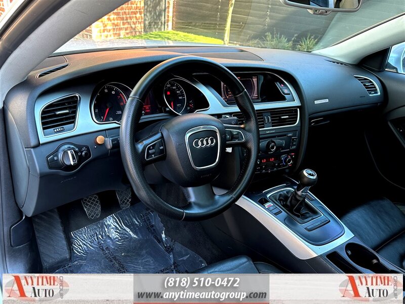 Vehicle image 13 of 25