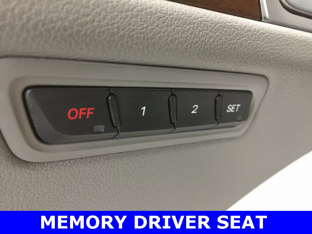 Vehicle image 15 of 20