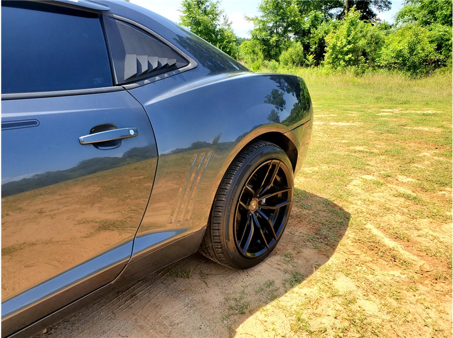 Vehicle image 13 of 58