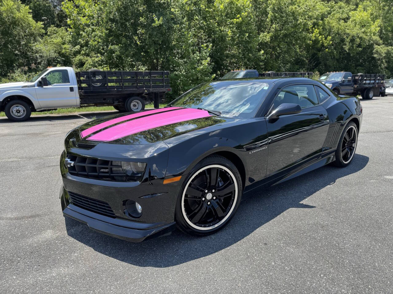 Vehicle image 3 of 24