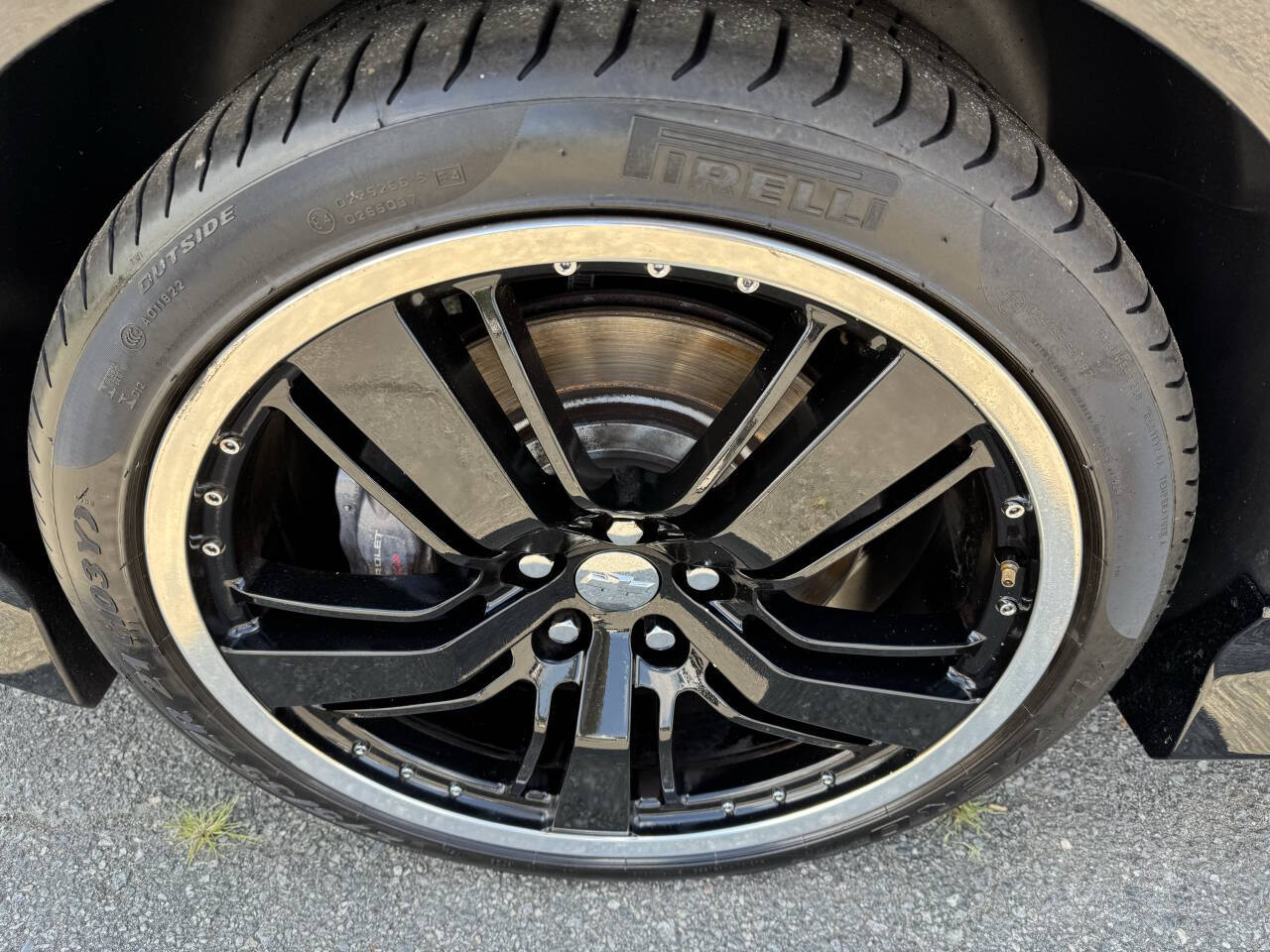Vehicle image 12 of 24
