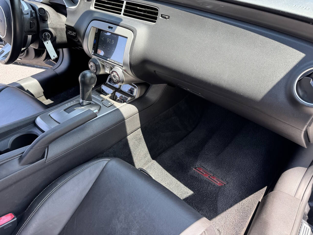 Vehicle image 23 of 24