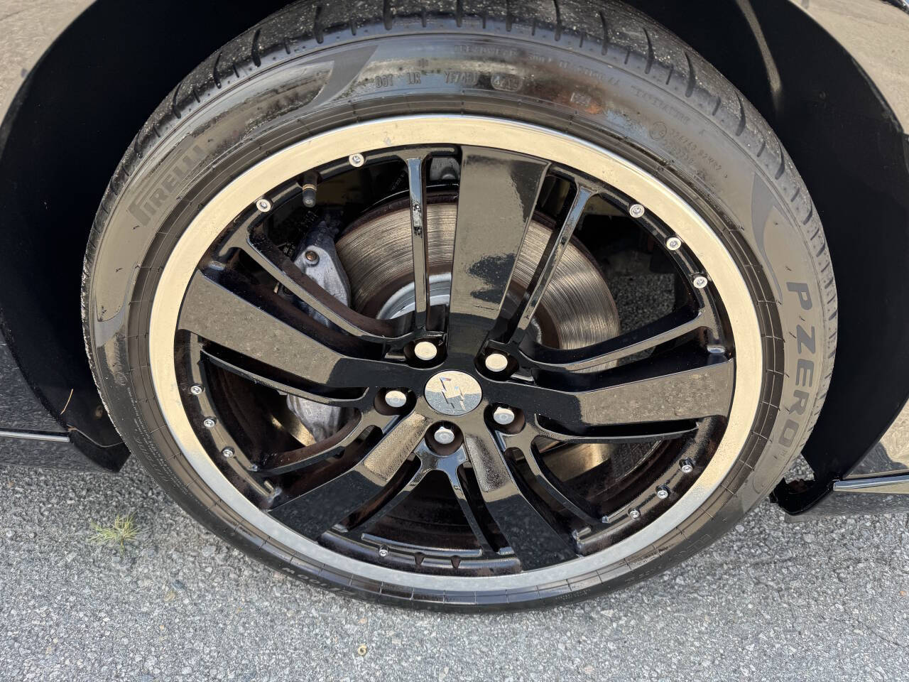 Vehicle image 13 of 24