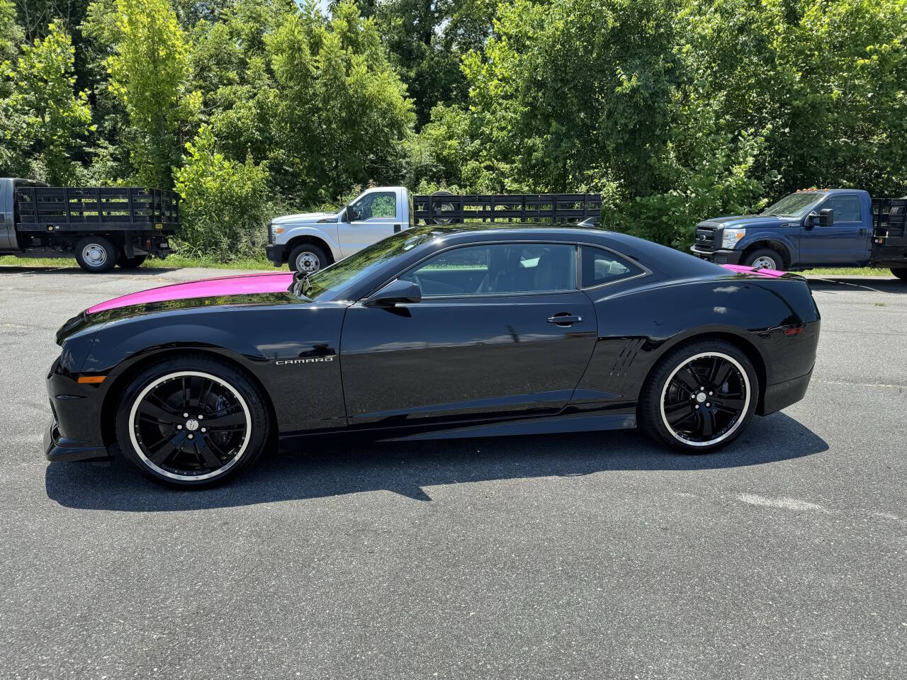 Vehicle image 4 of 24