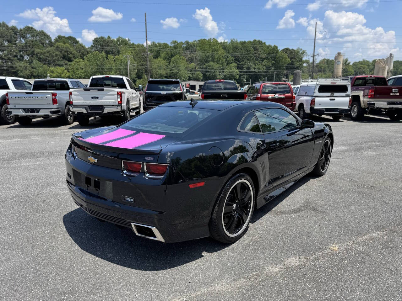 Vehicle image 8 of 24