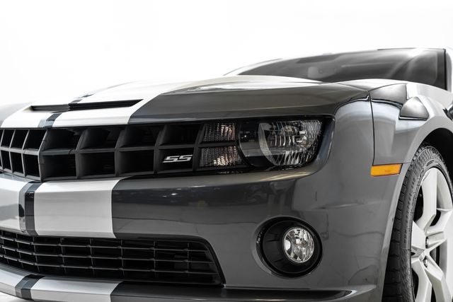 Vehicle image 2 of 30