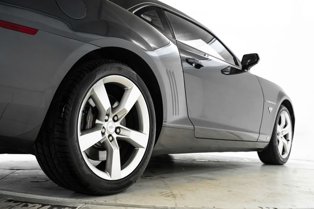 Vehicle image 13 of 30