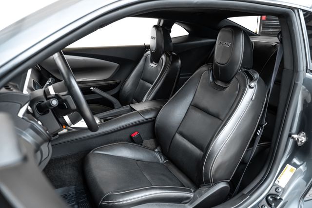 Vehicle image 16 of 30