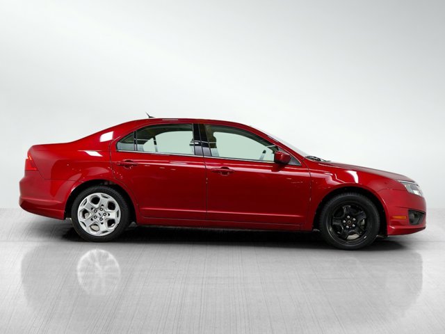 2010 Ford Fusion SE Image 4 of 27