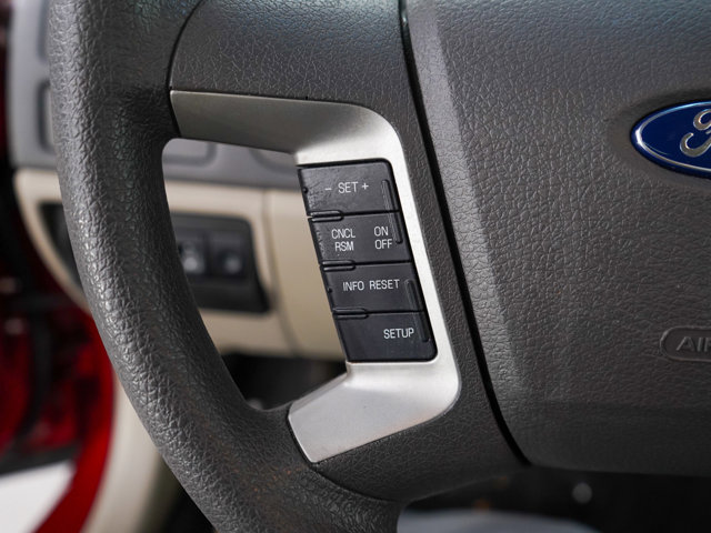 2010 Ford Fusion SE Image 25 of 27