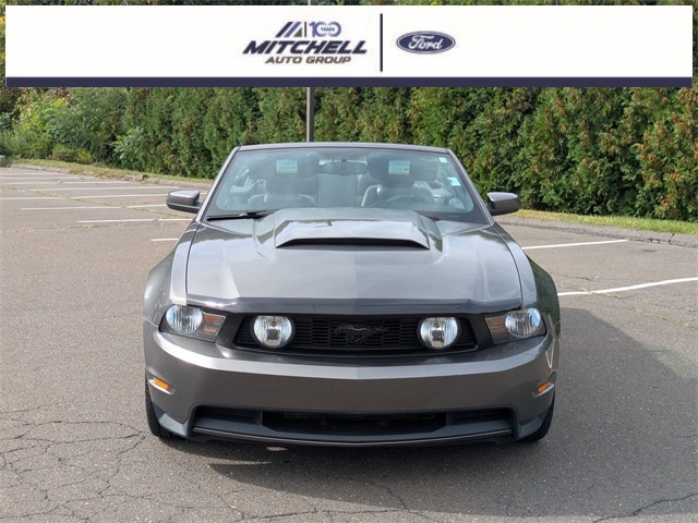 2010 Ford Mustang GT Premium Image 2 of 36