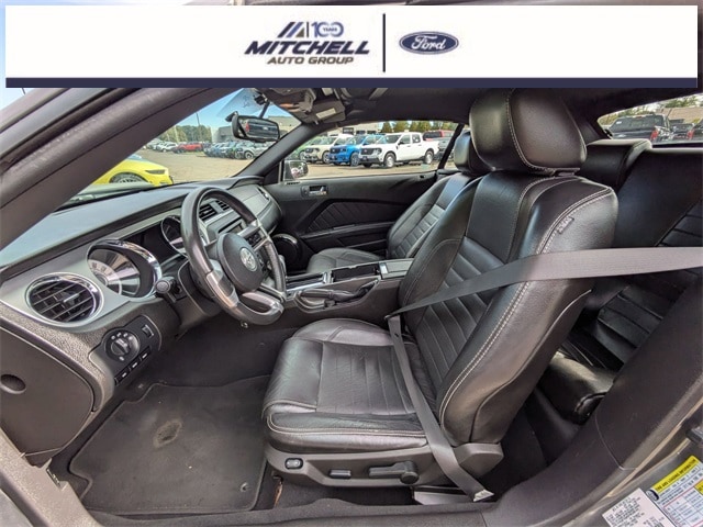 2010 Ford Mustang GT Premium Image 20 of 36