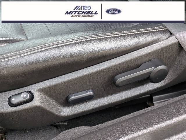 2010 Ford Mustang GT Premium Image 27 of 36