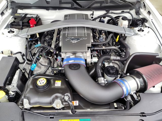 2010 Ford Mustang GT Premium Image 10 of 25