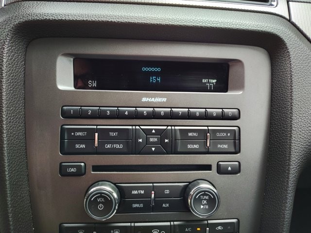 2010 Ford Mustang GT Premium Image 19 of 25