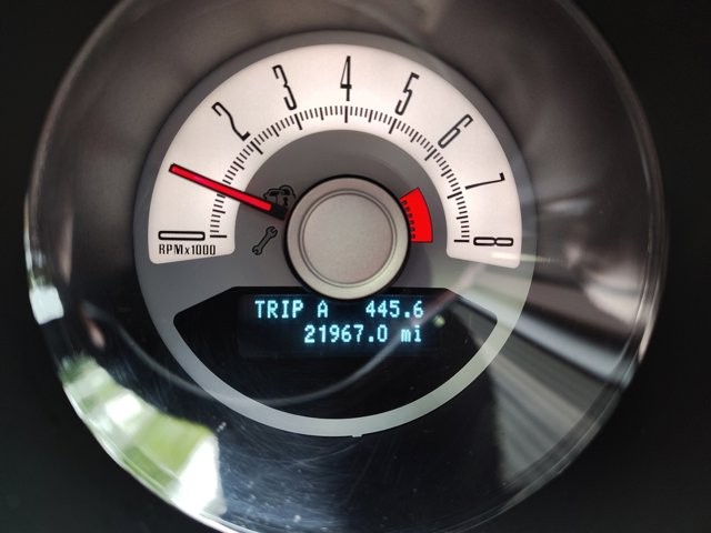 2010 Ford Mustang GT Premium Image 18 of 25