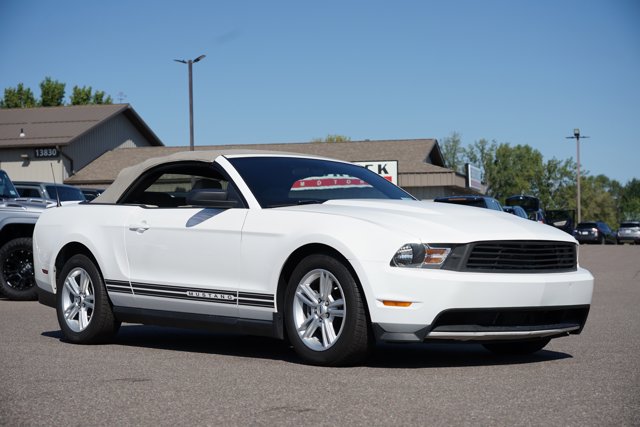 2010 Ford Mustang V6 Image 3 of 27