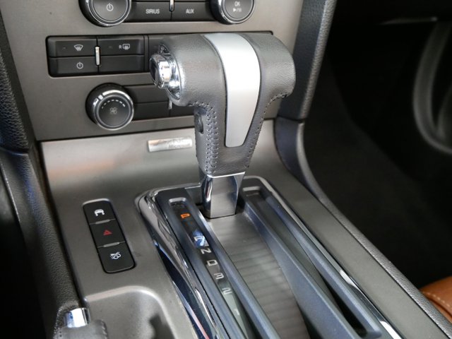 2010 Ford Mustang V6 Premium Image 20 of 27