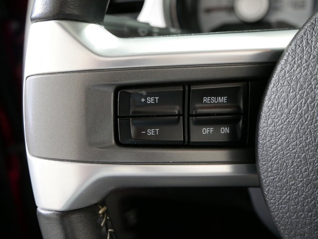 2010 Ford Mustang V6 Premium Image 18 of 27