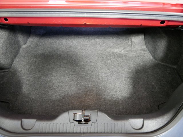 2010 Ford Mustang V6 Premium Image 12 of 27