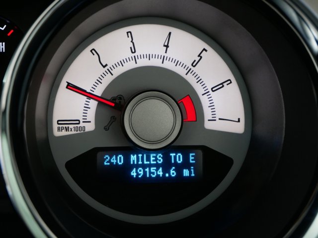 2010 Ford Mustang V6 Premium Image 26 of 27