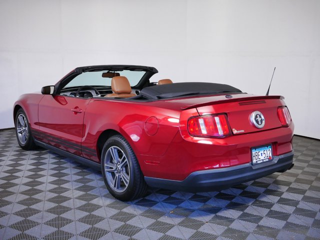 2010 Ford Mustang V6 Premium Image 6 of 27