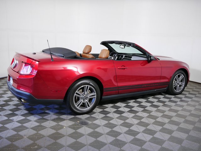 2010 Ford Mustang V6 Premium Image 8 of 27