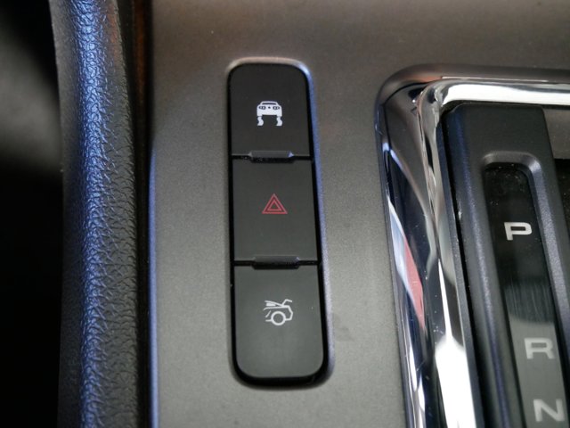 2010 Ford Mustang V6 Premium Image 21 of 27