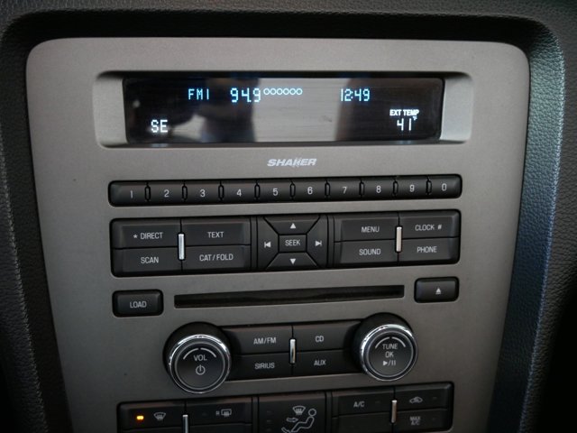 2010 Ford Mustang V6 Premium Image 24 of 27