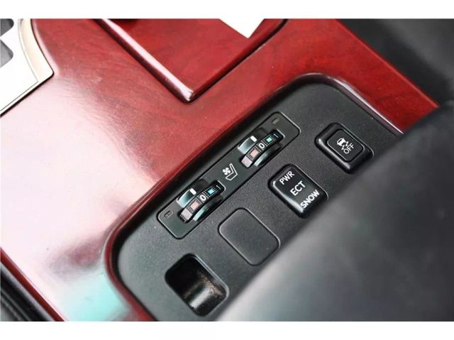 Vehicle image 35 of 36