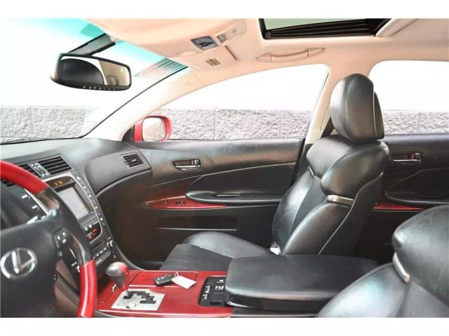 Vehicle image 21 of 36