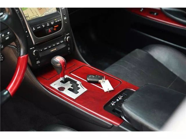 Vehicle image 26 of 36