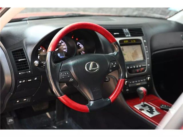 Vehicle image 23 of 36