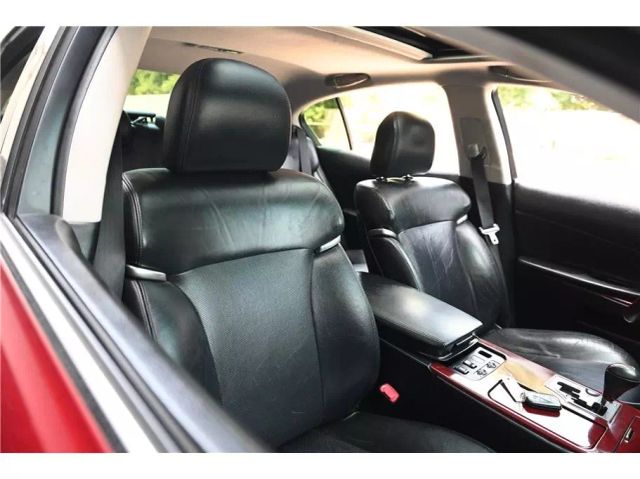 Vehicle image 12 of 36
