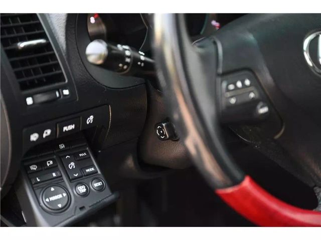 Vehicle image 29 of 36