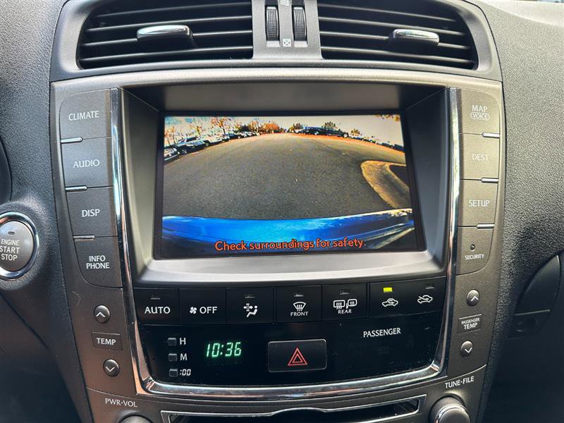 2010 Lexus IS 250C Image 33 of 56