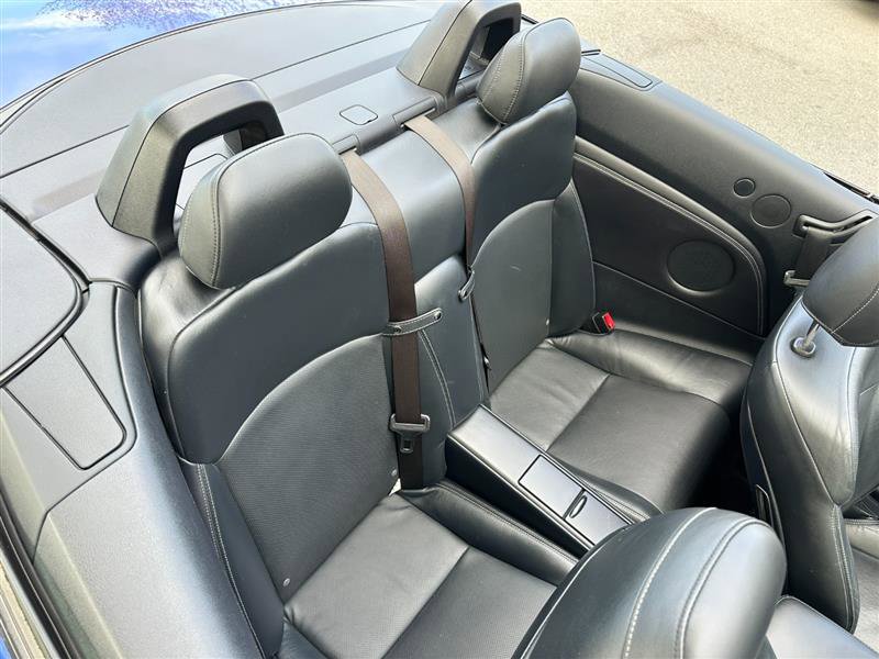 2010 Lexus IS 250C Image 18 of 56