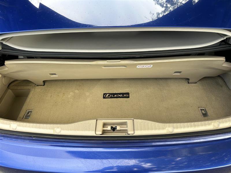 2010 Lexus IS 250C Image 15 of 56