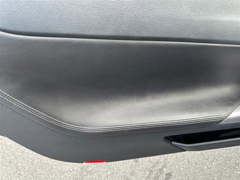 2010 Lexus IS 250C Image 34 of 56