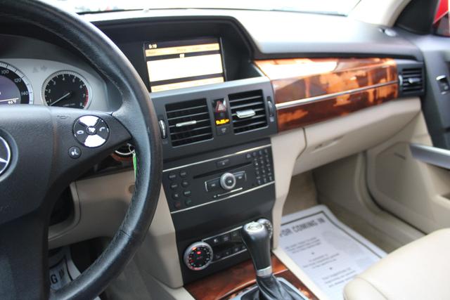 Vehicle image 19 of 46
