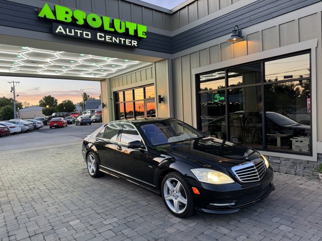 Vehicle image 11 of 69