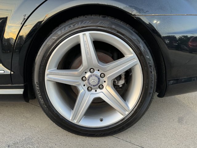 Vehicle image 42 of 69