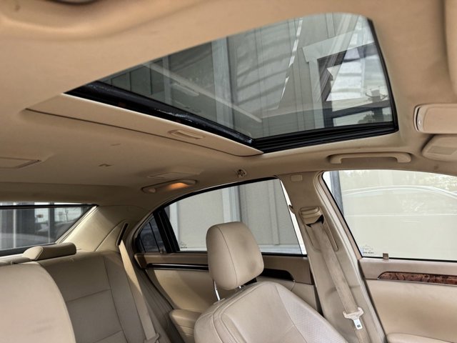 Vehicle image 58 of 69