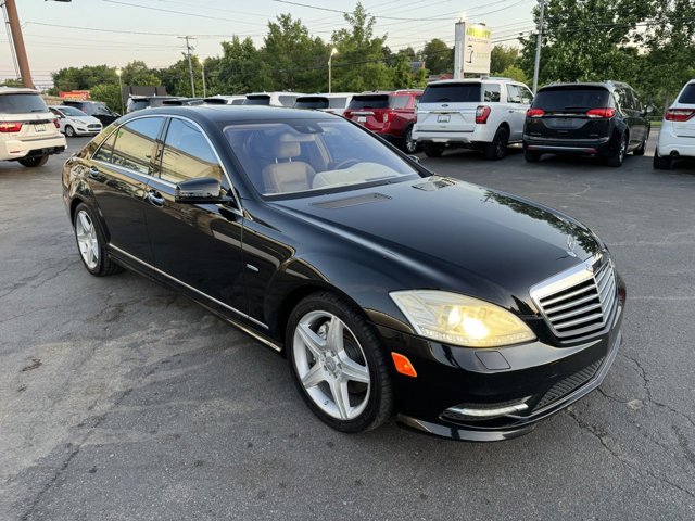 Vehicle image 12 of 69